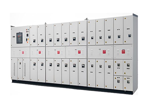 Power distribution panels